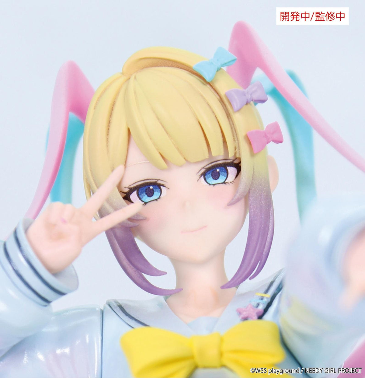 NEEDY GIRL OVERDOSE Vivit figure INTERNET ANGEL