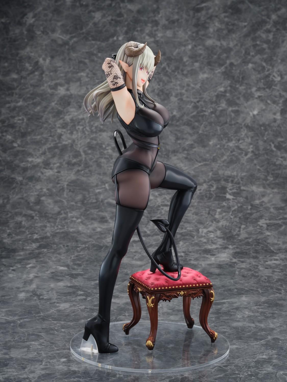 2.5 Dimensional Seduction Lustalotte Illusory Outfit / Mayura