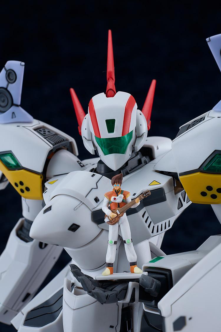 (Model Kits) MACROSS DYNAMITE-SEVEN PLAMAX 1/72 VF-19P Excalibur (Planet Zola Patrol Corps)
