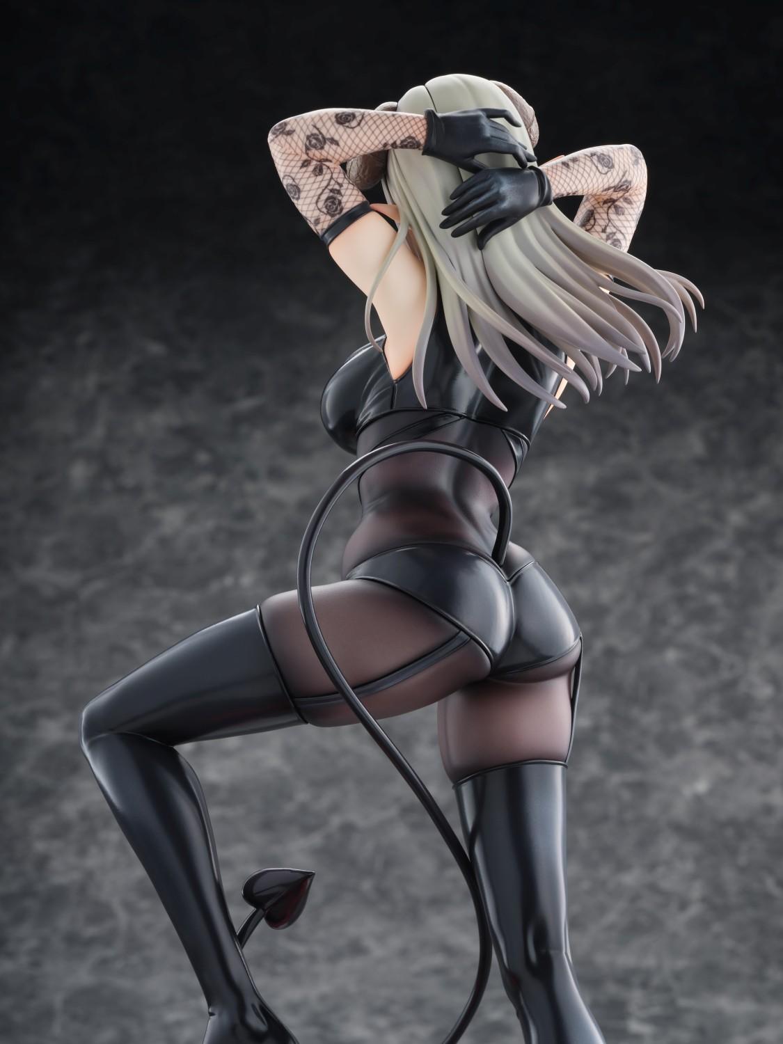 2.5 Dimensional Seduction Lustalotte Illusory Outfit / Mayura