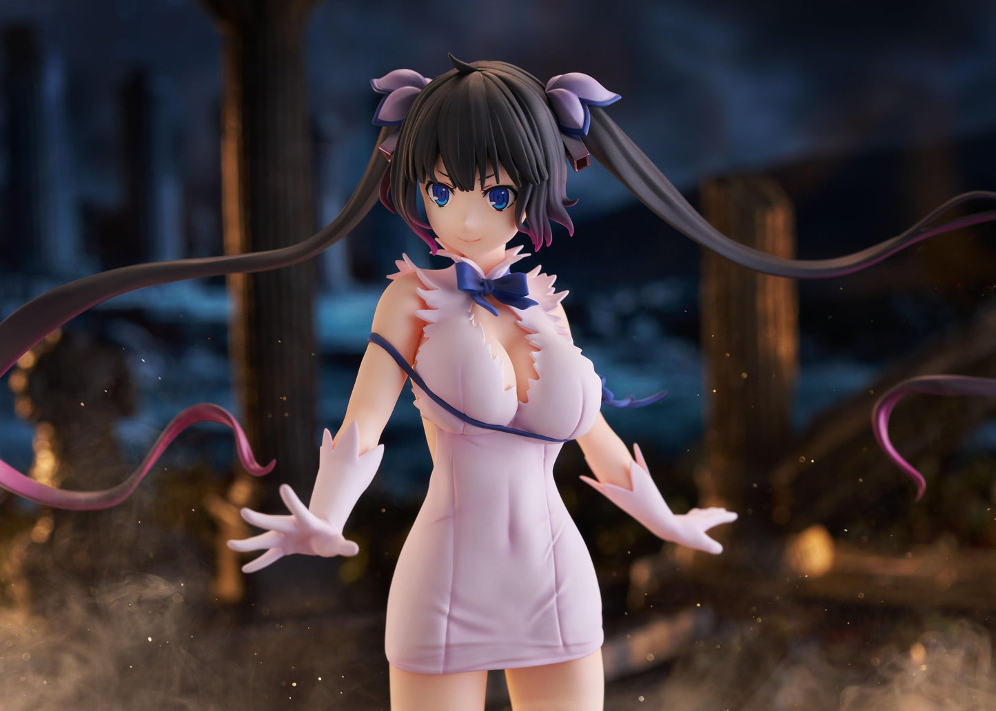 Is It Wrong to Try to Pick Up Girls in a Dungeon? V - Hestia Divinity Unleashed Ver. AmiAmi Limited Edition 1/7 Scale Figure