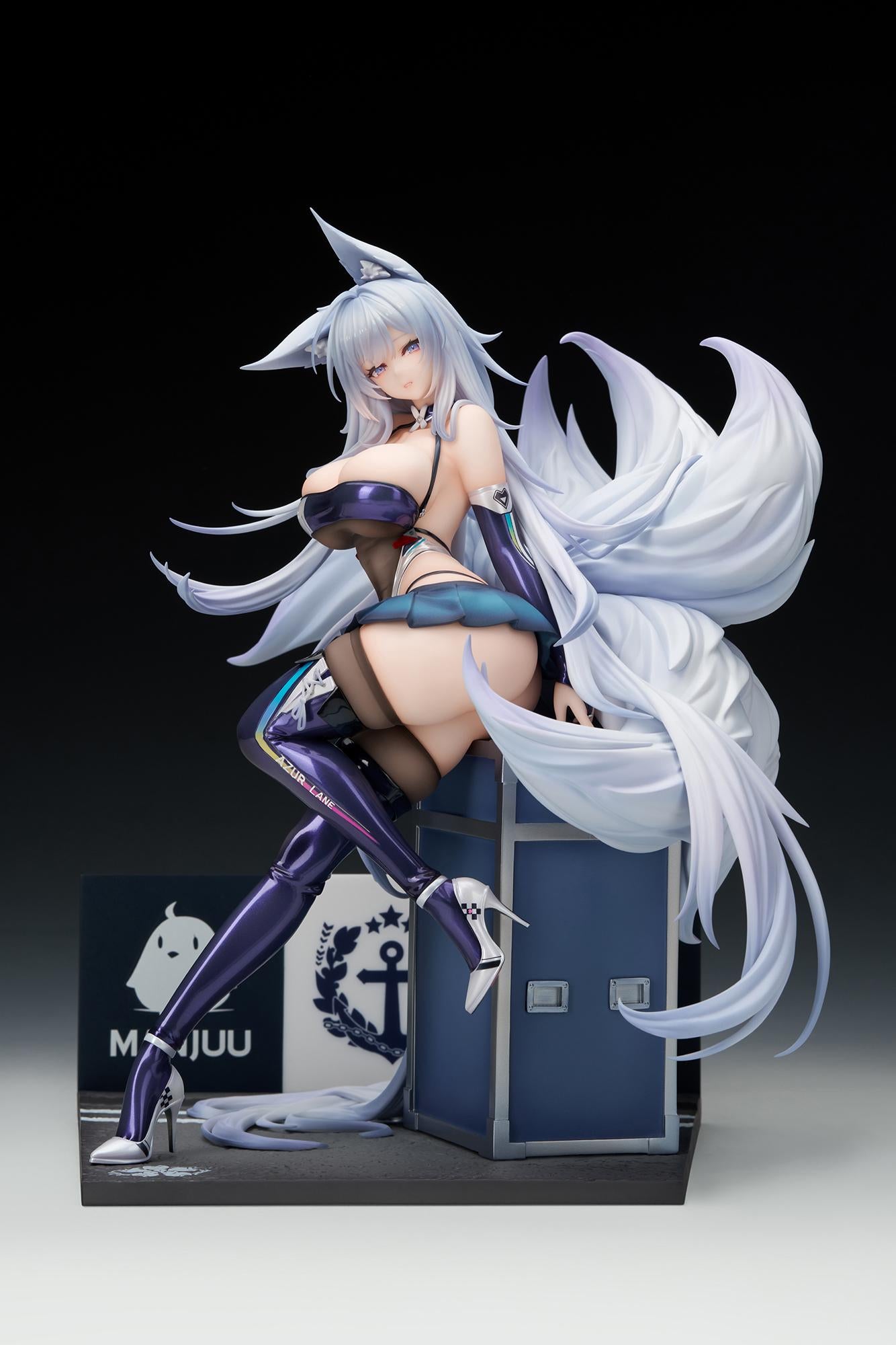 Azur Lane Shinano Moonlit Chrome Ver. 1/7 Scale Figure