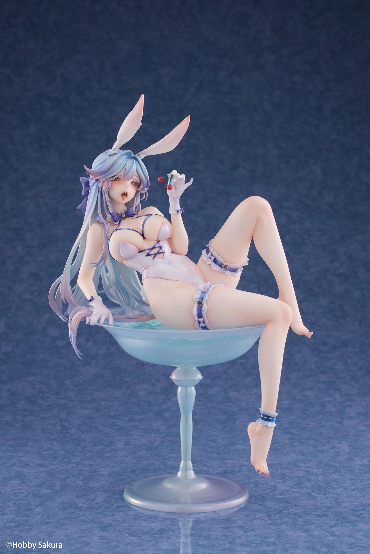 Cocktail glass Bunny DELUXE EDITION 1/6 Scale Figure