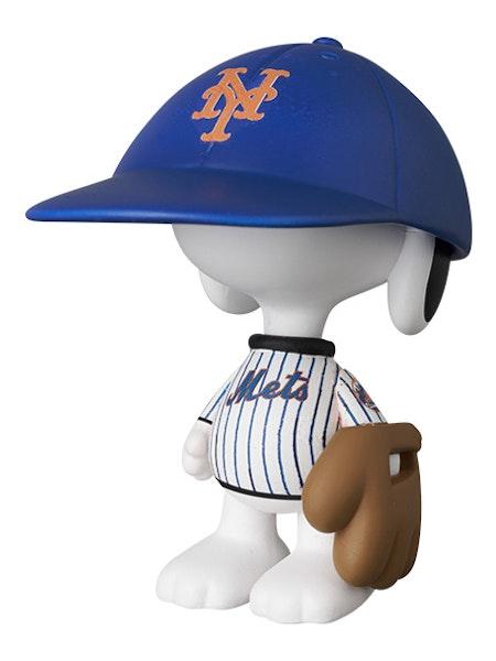 UDF MLB x PEANUTS NEW YORK METS SNOOPY Non Scale Figure