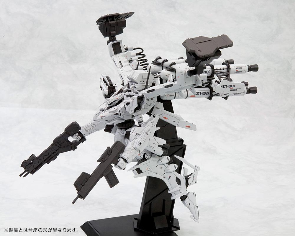 (Model Kits) ARMORED CORE LINEARK WHITE-GLINT & V.O.B SET (Rerun)