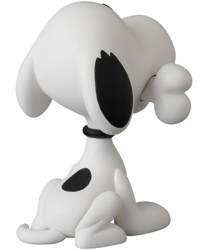 UDF PEANUTS SERIES 20 Snoopy with bone