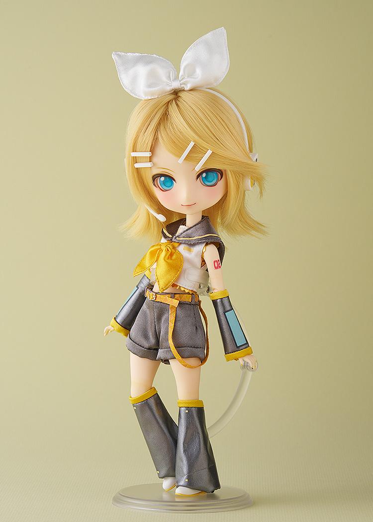 Character Vocal Series 02: Kagamine Rin/Len Harmonia humming Kagamine Rin