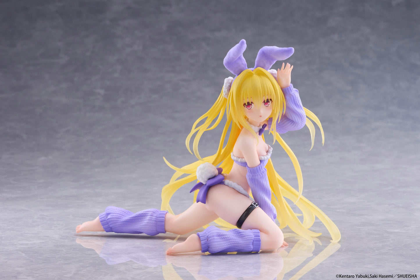 To Love-Ru Darkness MOFLOCK Figure - Golden Darkness (Fluffy Bunny Ver.)