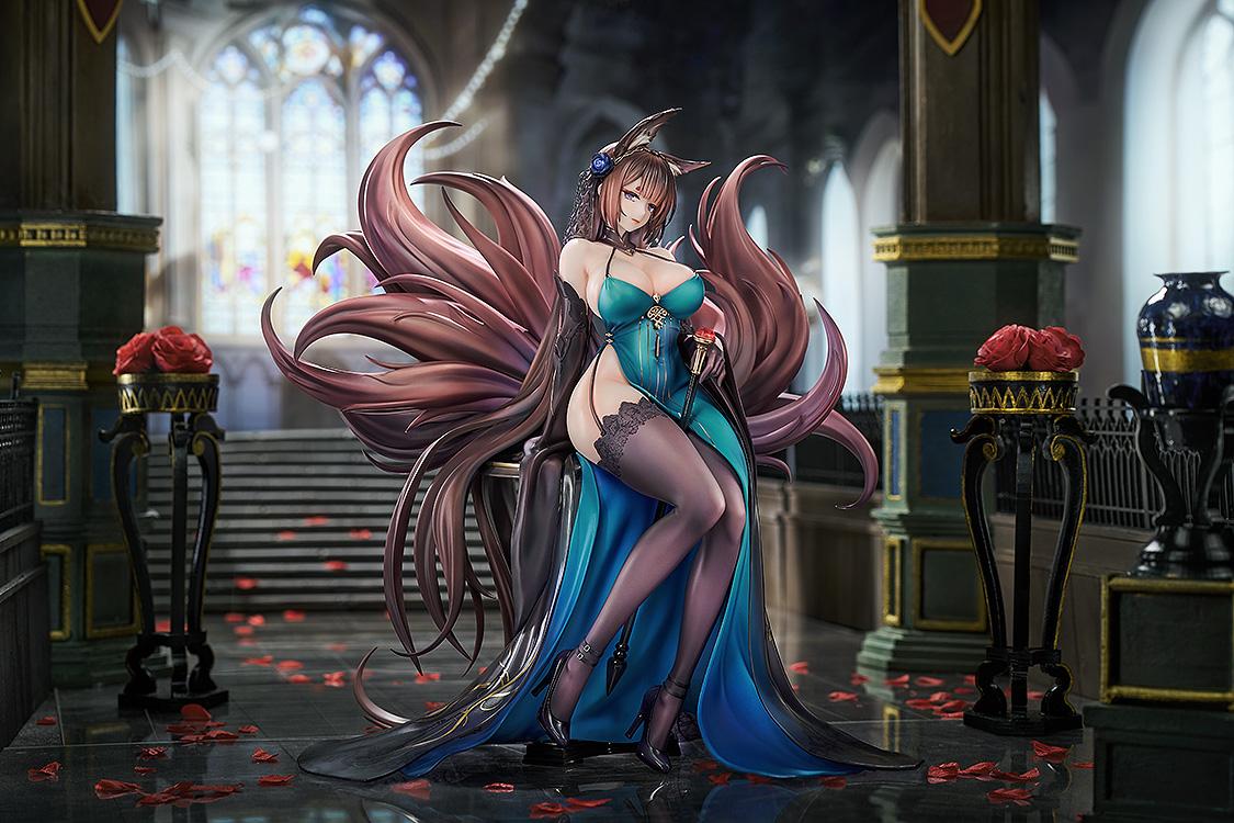 Azur Lane Amagi: Throne of Fallen Petals Ver.