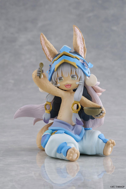 Made in Abyss: The Golden City of the Scorching Sun Desktop Cute Figure - Nanachi (Mealtime ver.)