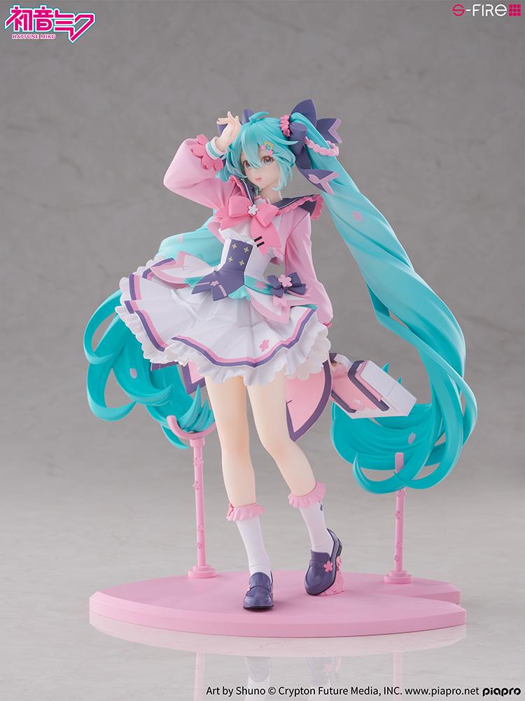 Character Vocal Series 01: Hatsune Miku Hatsune Miku New School Term Figure