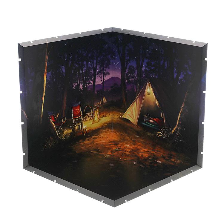 Dioramansion 200: Camp