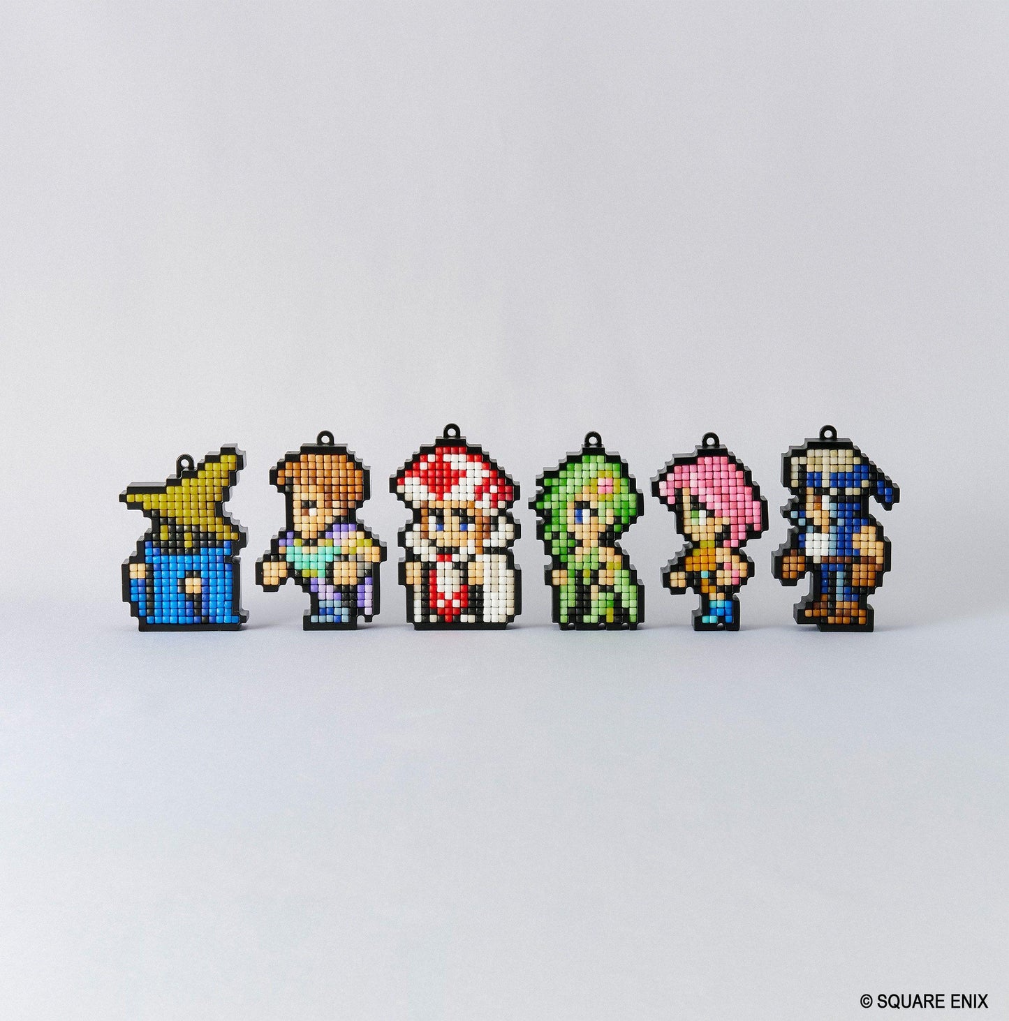 (Blind Box) FINAL FANTASY PIXEL REMASTER DIY Pixel Art Keychain Collection Vol.3 Display