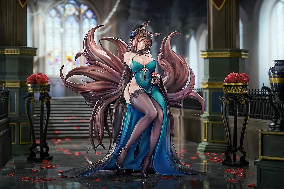 Azur Lane Amagi: Throne of Fallen Petals Ver.
