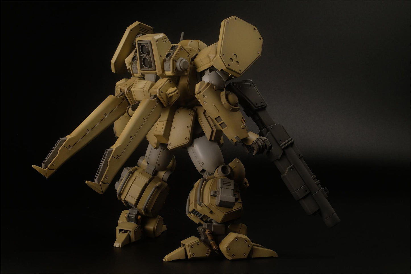 (Model Kits) Assault Suits Leynos AS-5E3 Leynos (Land Warfare Specifications) [Renewal Ver.] (Rerun)