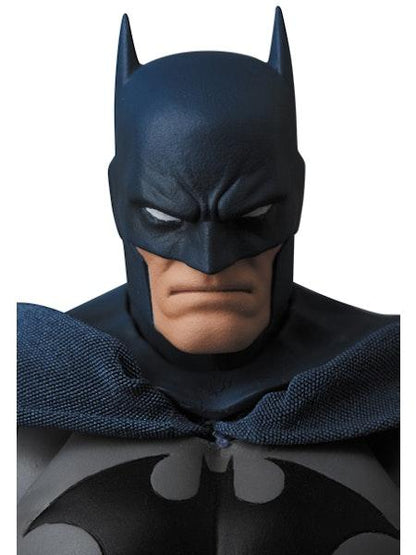 MAFEX BATMAN (HUSH) (REPRODUCTION) Action Figure