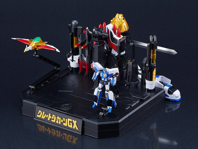 The Brave Fighter of Legend Da-Garn THE GATTAI The Brave Fighter of Legend Display Set