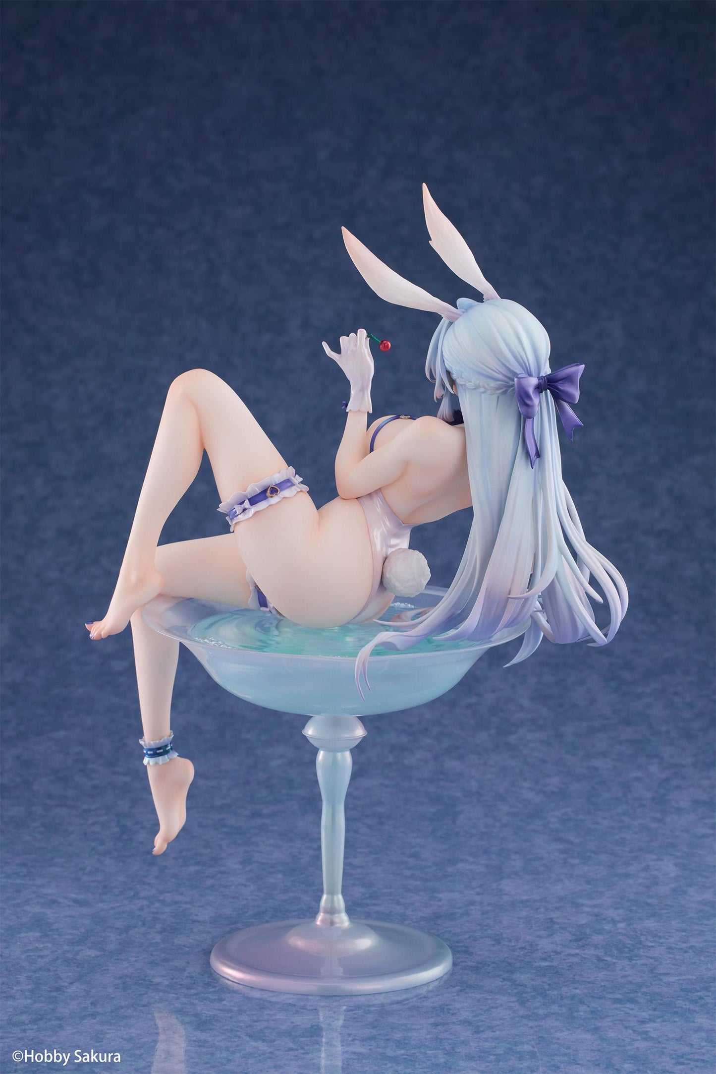 Cocktail glass Bunny 1/6 Scale Figure