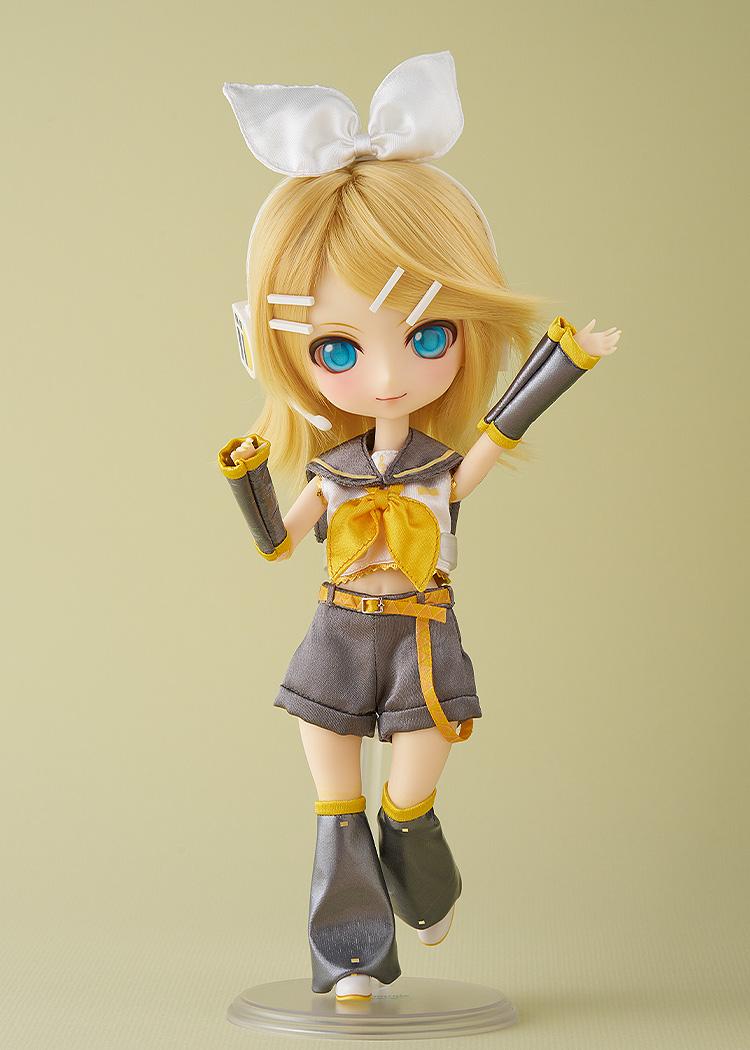 Character Vocal Series 02: Kagamine Rin/Len Harmonia humming Kagamine Rin