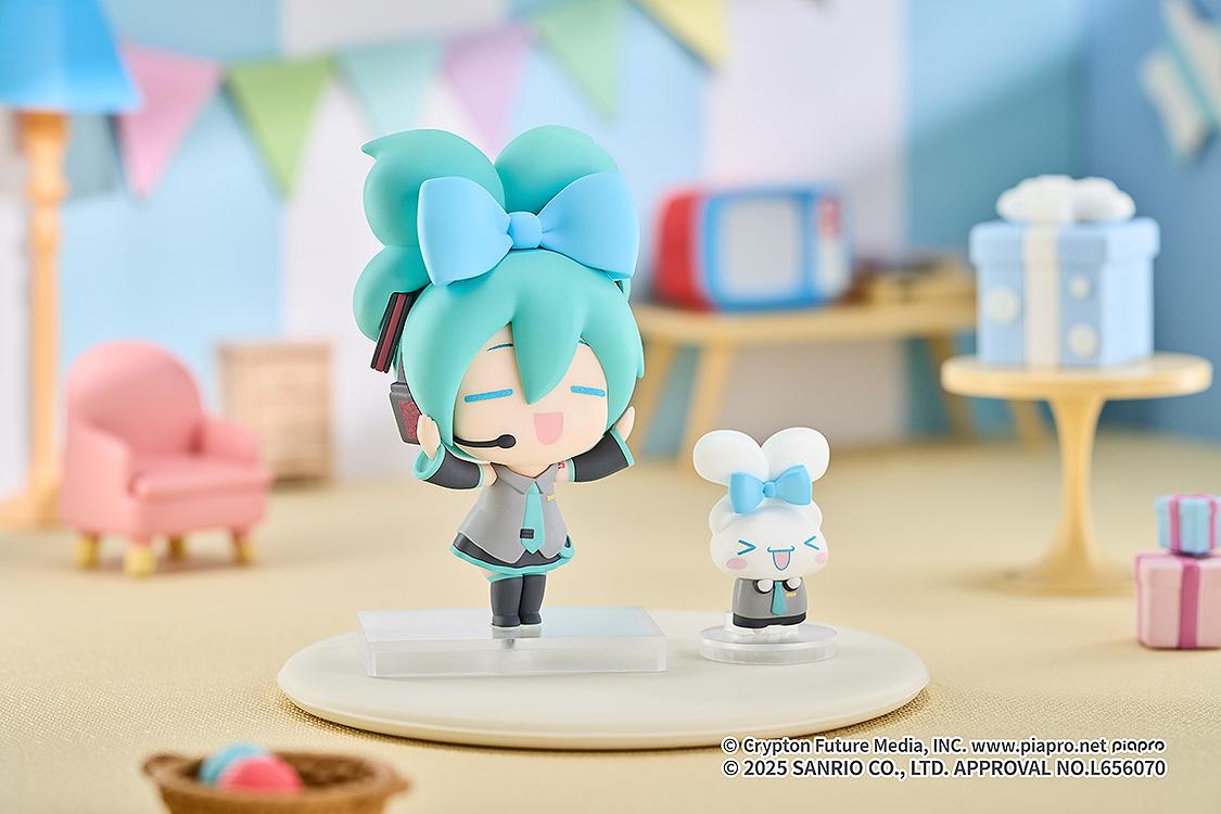 Hatsune Miku x Cinnamoroll Collectible Figure Hatsune Miku x Cinnamoroll (Blind Box)