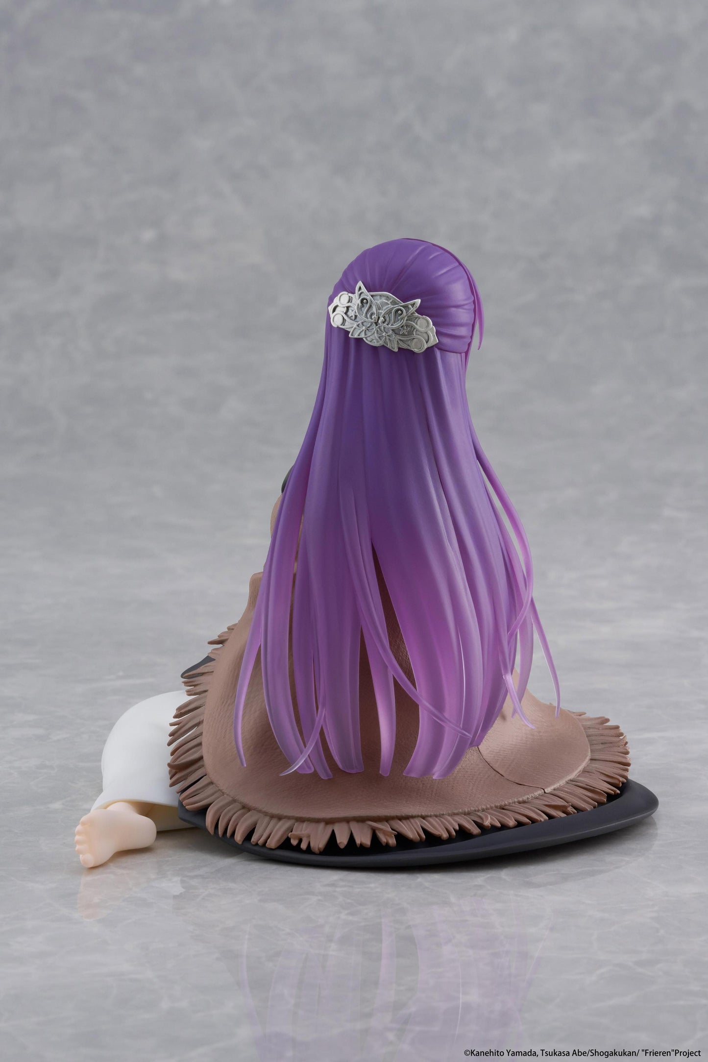 Frieren: Beyond Journey's End Desktop Cute Figure - Fern (Rerun)