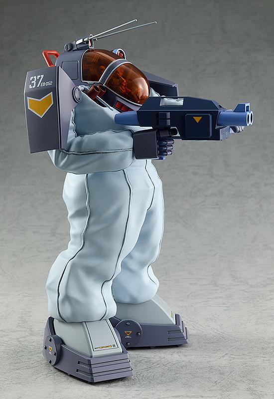 Fang of the Sun Dougram COMBAT ARMORS MAX24: 1/72 Scale Soltic HT128 Big Foot Snow Camouflage with Cold Shield