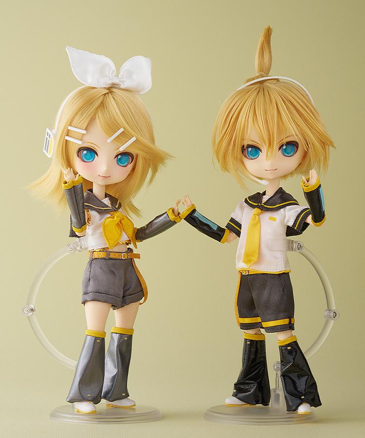 Character Vocal Series 02: Kagamine Rin/Len Harmonia humming Kagamine Rin