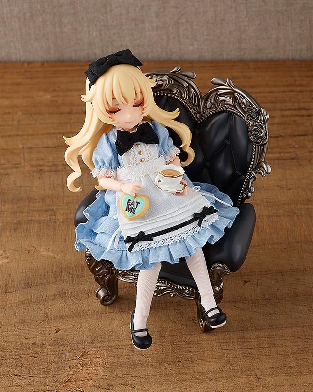 PARDOLL Antique Chair: Noir (Rerun)