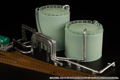 (Model Kits) 1/150 Scale Structure Kit "Storage Tanks" (Rerun)