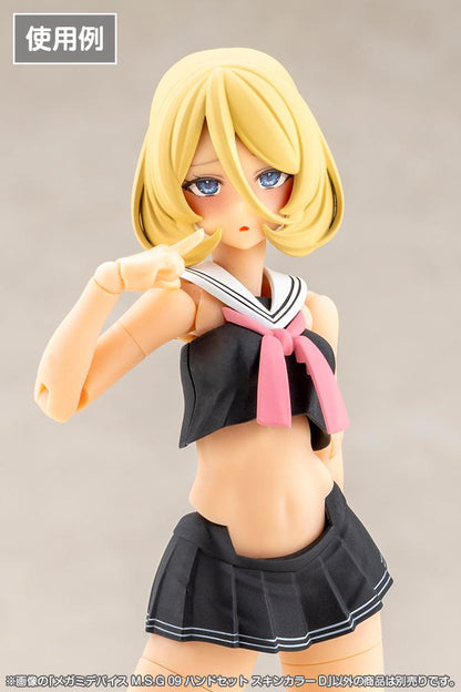 (Model Kits) MEGAMI DEVICE M.S.G 09 HAND SET SKIN COLOR D
