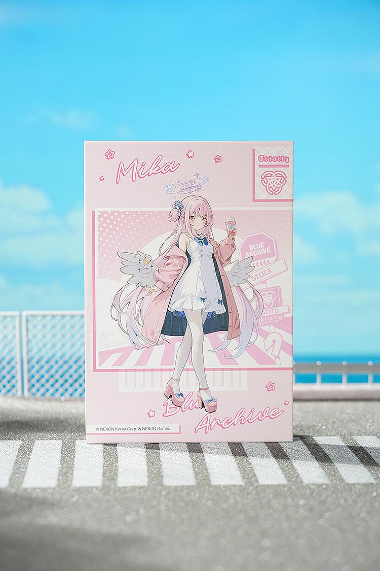 Blue Archive Holiday Saunter Series Signature Board (MIKA)