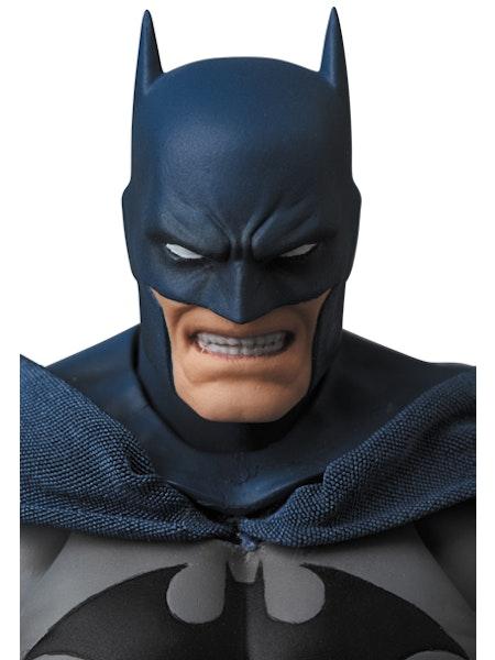 MAFEX BATMAN (HUSH) (REPRODUCTION) Action Figure