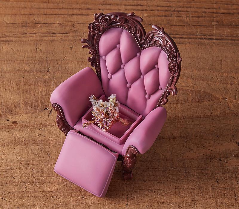 PARDOLL Antique Chair: Valentine (Rerun)