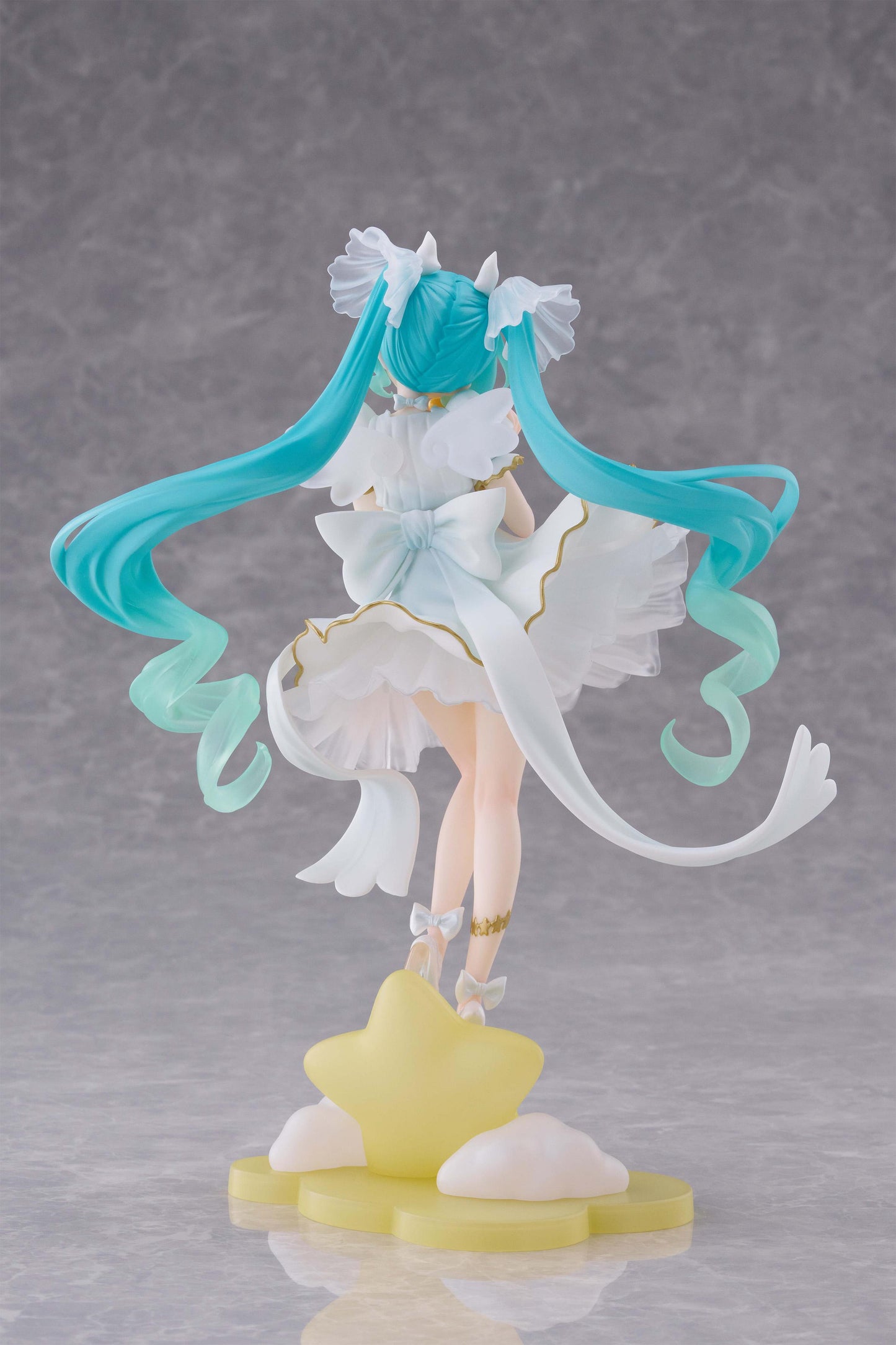 Hatsune Miku AMP+ Figure - HATSUNE MIKU Birthday 2026 (Star Dreamy Ver.)