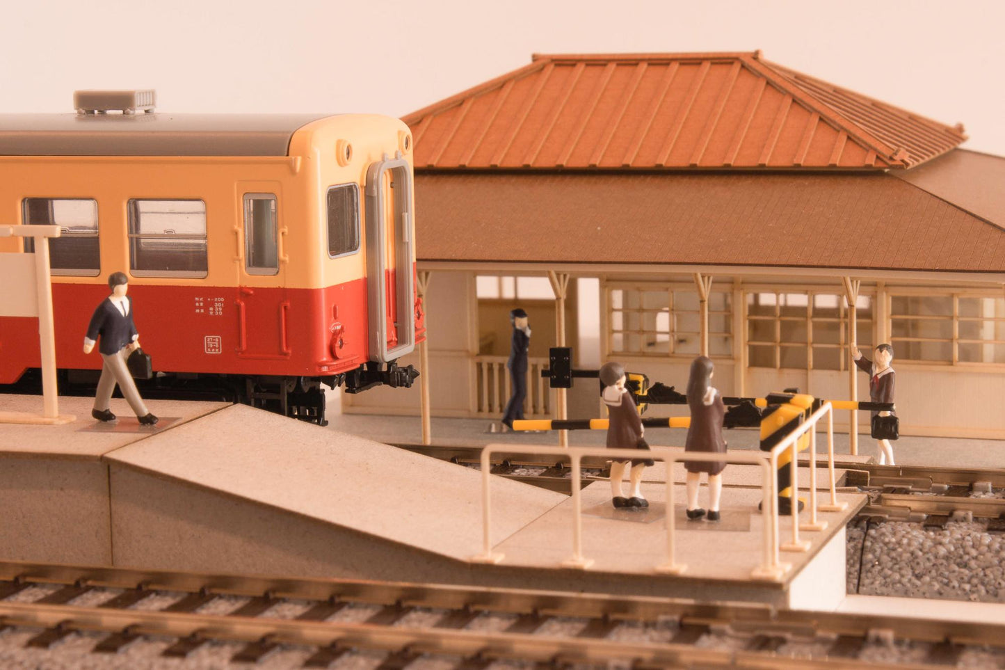 1/80 Scale Paper kit Town Corner Accessory Series Local type island platform Basic set