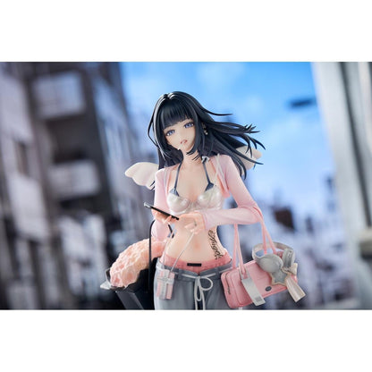 Soft summer Mia Deluxe Edition 1/6 Scale Figure