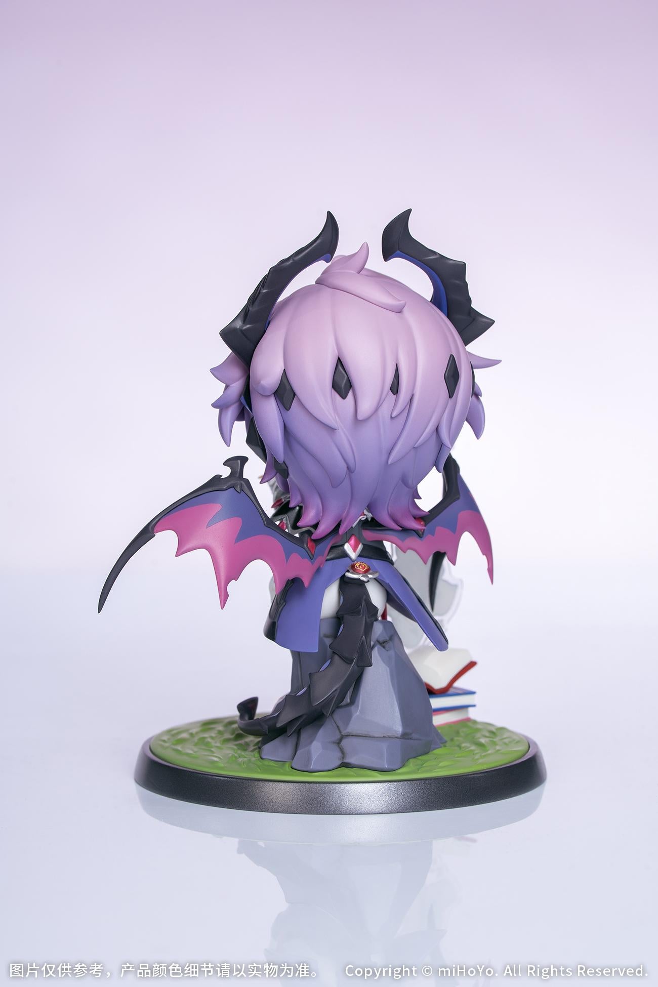 Genshin Impact - Durin: Floral Wanderings ver. with Bonus Non Scale Figure