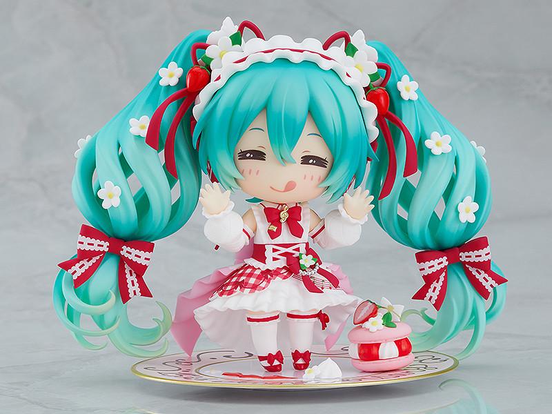 Character Vocal Series 01: Hatsune Miku Nendoroid Hatsune Miku: 15th Anniversary Ver.