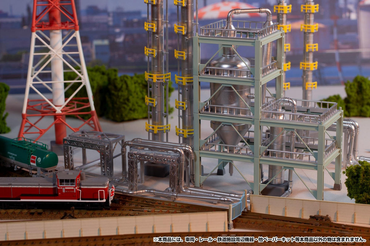 (Model Kits) 1/150 Scale Structure Kit "Fractionating Columns" (Rerun)