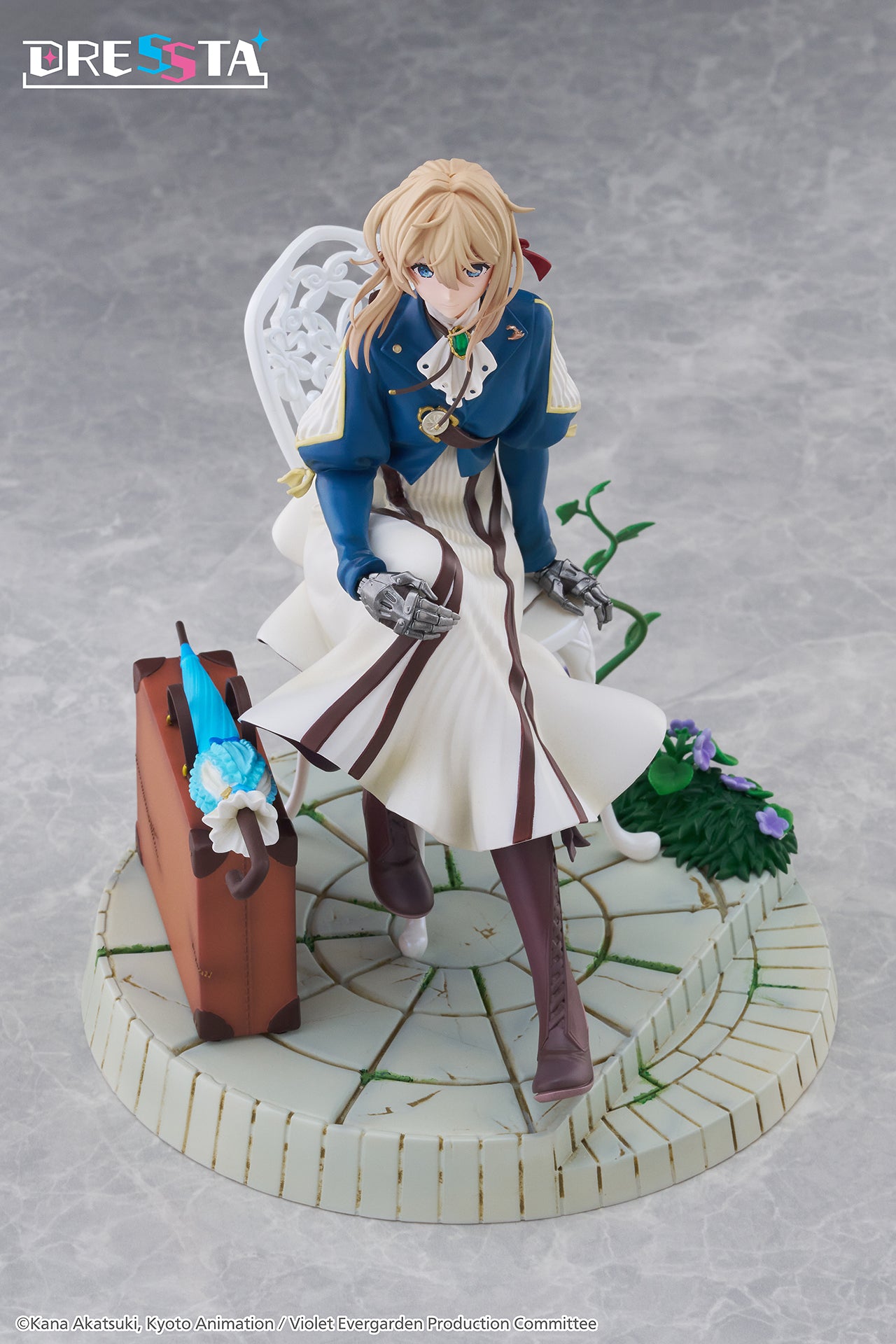 Violet Evergarden DRESSTA Statue Figure - Violet Evergarden