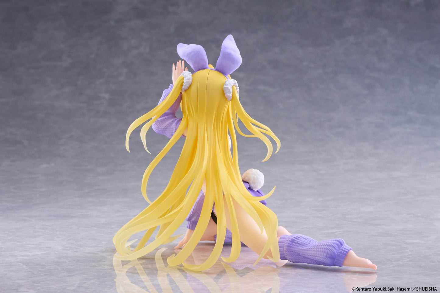 To Love-Ru Darkness MOFLOCK Figure - Golden Darkness (Fluffy Bunny Ver.)
