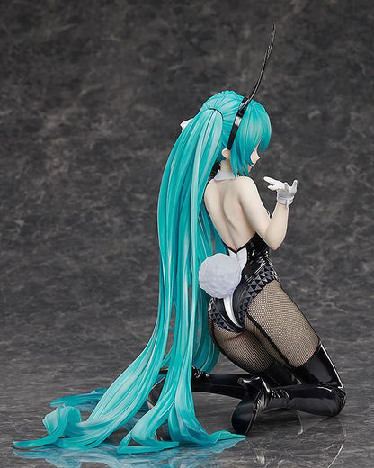 Character Vocal Series 01: Hatsune Miku Hatsune Miku: Bunny Ver. / Art by SanMuYYB (Rerun)