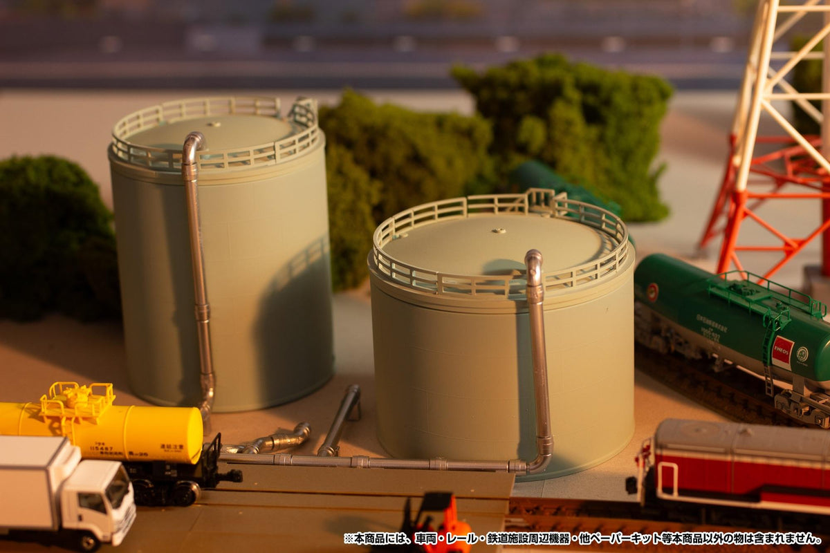 (Model Kits) 1/150 Scale Structure Kit "Storage Tanks" (Rerun)