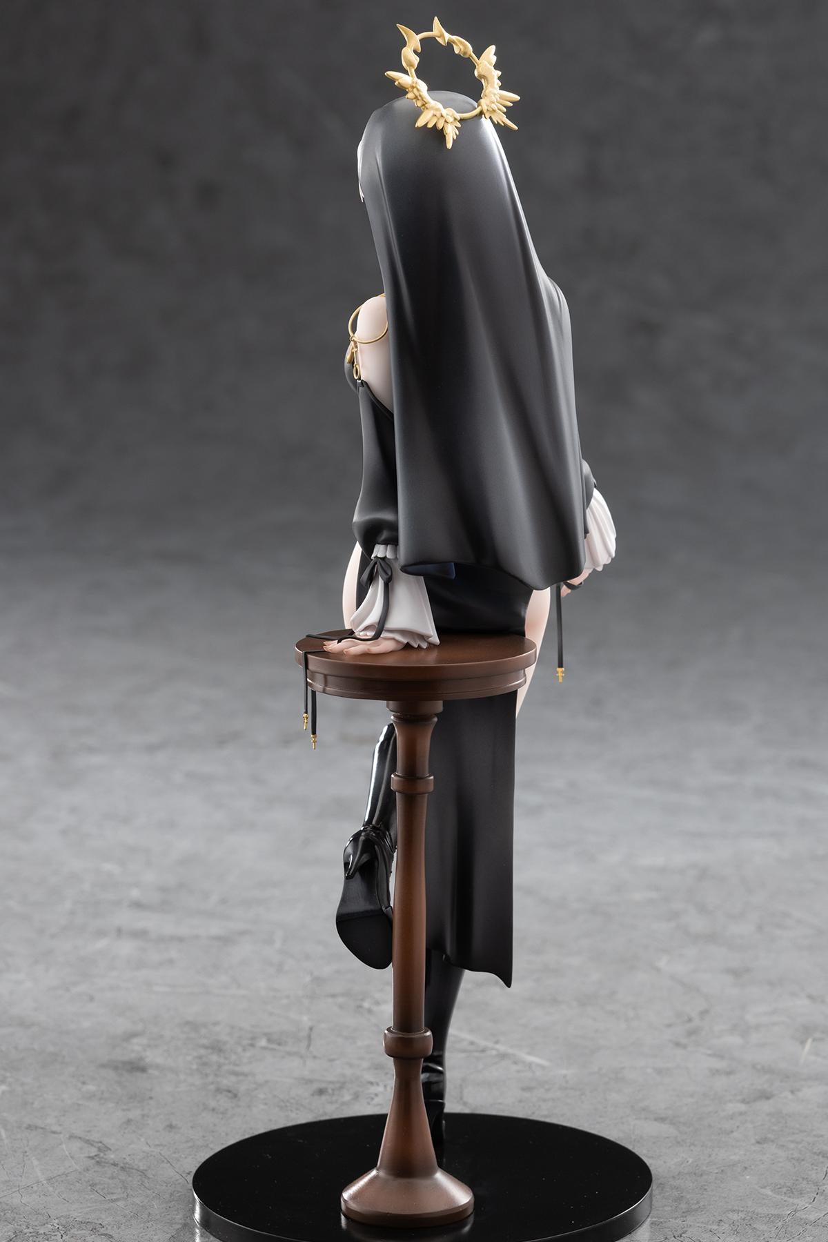 SISTER ANASTASIA NORMAL EDITION 1/6 Scale Figure