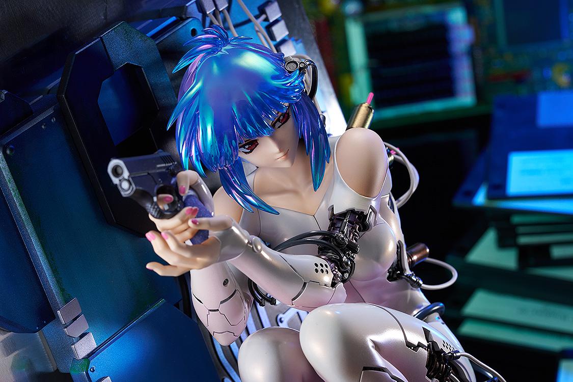 Ghost in the Shell (Manga Edition) Motoko Kusanagi