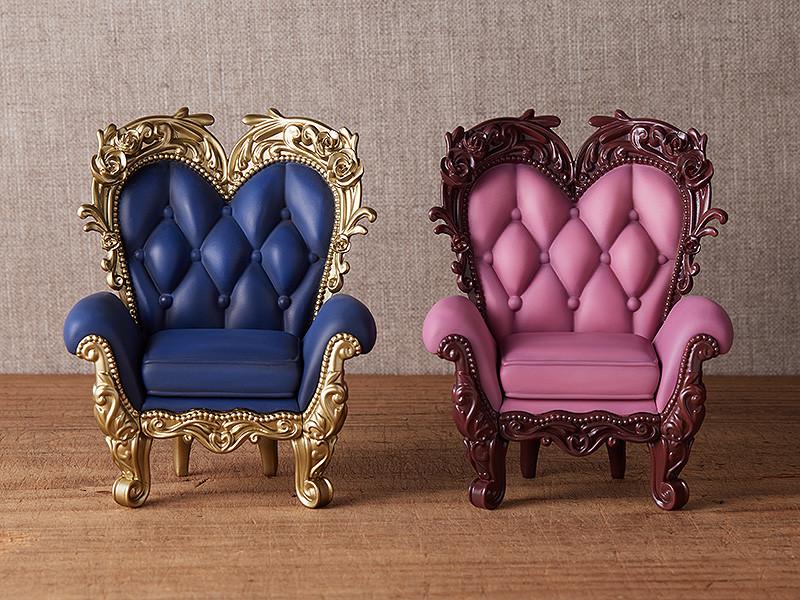PARDOLL Antique Chair: Valentine (Rerun)