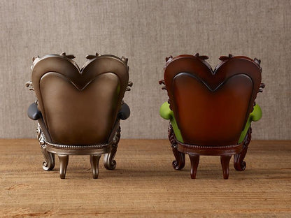 PARDOLL Antique Chair: Noir (Rerun)