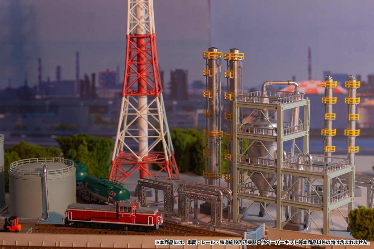 (Model Kits) 1/150 Scale Structure Kit "Fractionating Columns" (Rerun)