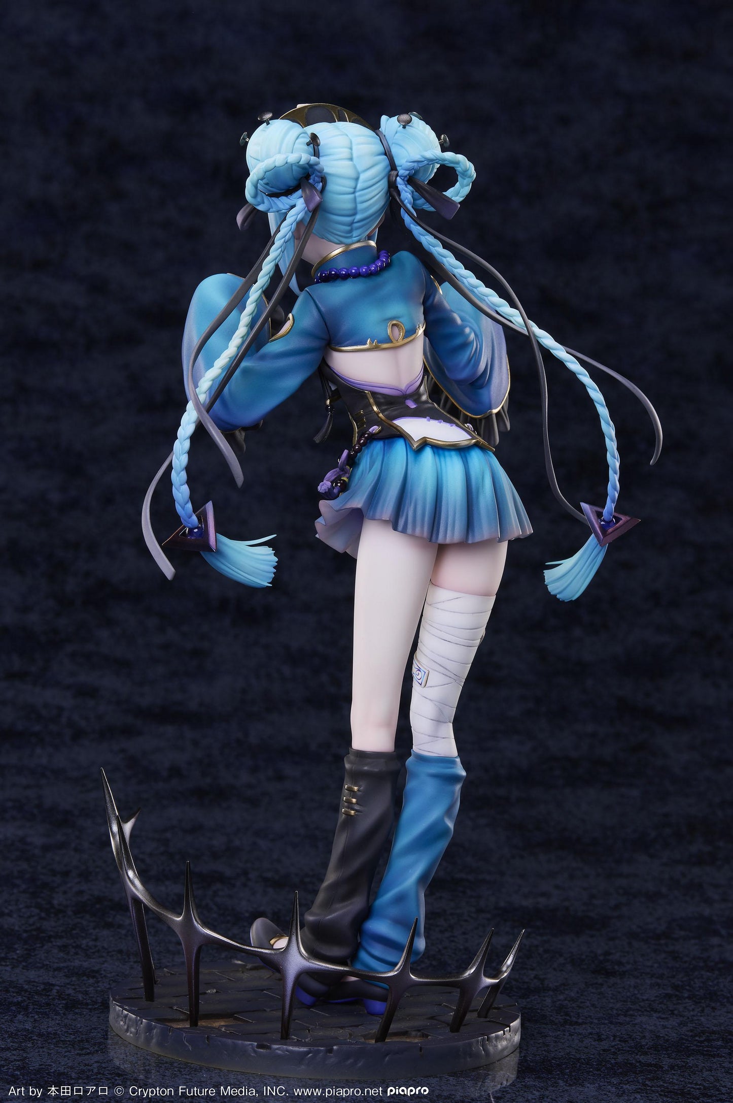 Character Vocal Series 01: Hatsune Miku Hatsune Miku jiangshi Ver. 1/7 Complete Figure