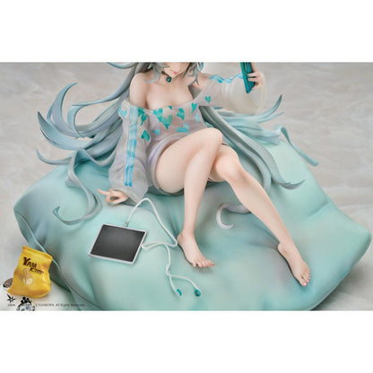 Girls' Frontline 2: Exilium Florence Marvellous Herb Cake Ver. 1/7 Scale Figure